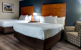 American Inn & Suites